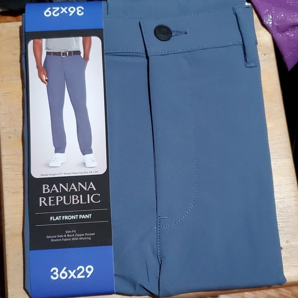 Banana Republic Men's Flat Front Pant nwt